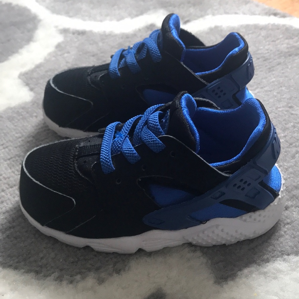 huaraches sneakers Nike